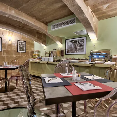 Palazzo Consiglia - Ik Collection מלון 4*