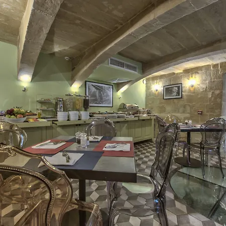 מלון Palazzo Consiglia - Ik Collection 4*