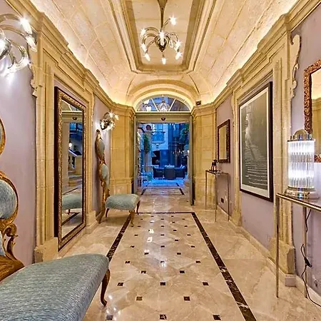 Hotel Palazzo Consiglia - Ik Collection 4*