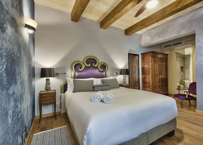 Palazzo Consiglia - Ik Collection